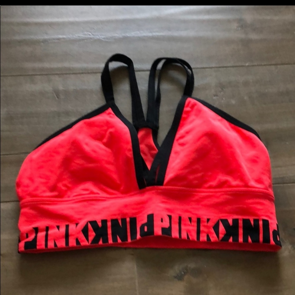 VS Pink Sports Bra Strappy V-neck M